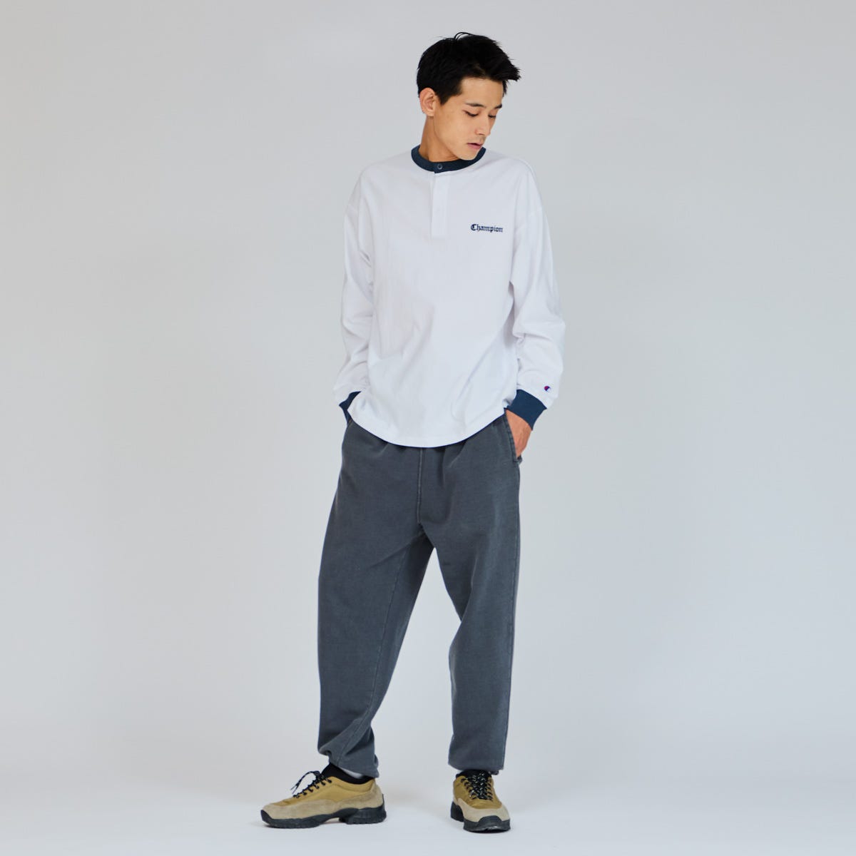 ロングスリーブヘンリーネックTシャツ (C3-B405)