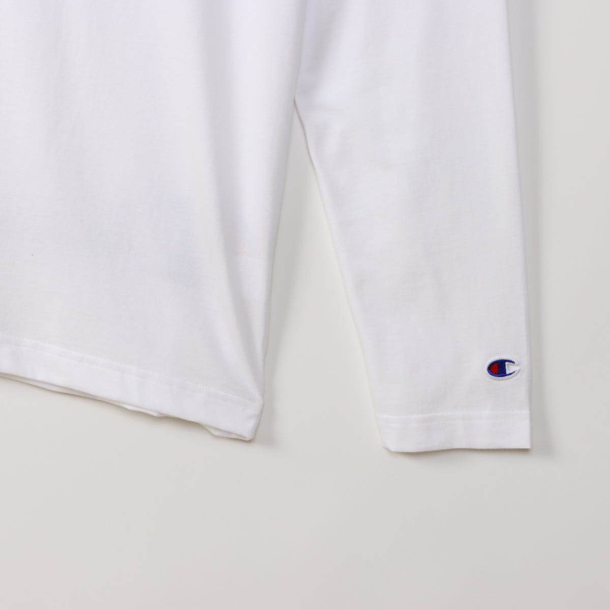 ロングスリーブTシャツ