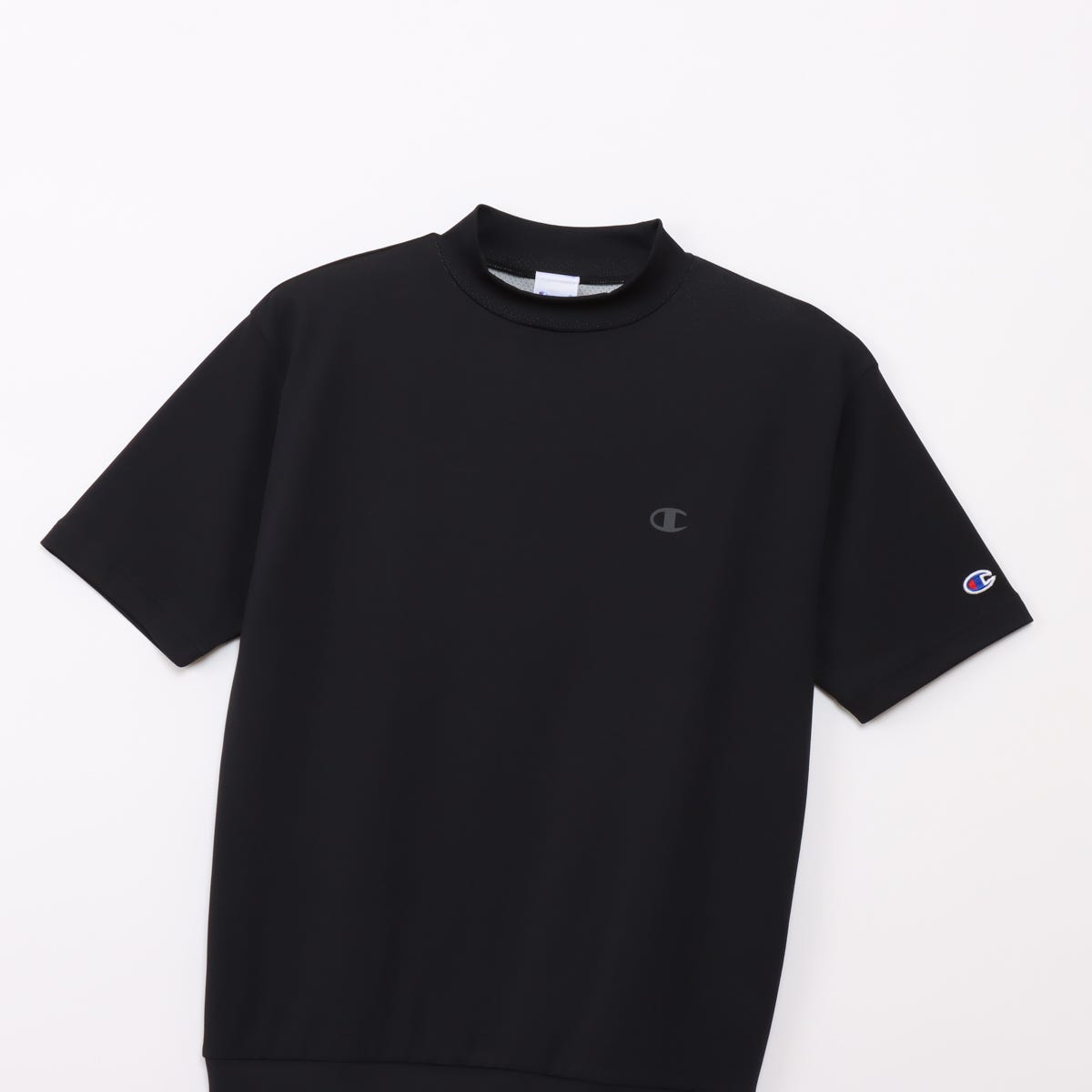 ショートスリーブモックネックシャツ