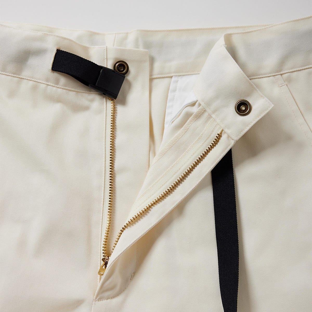 ロングパンツ (C8-D205)