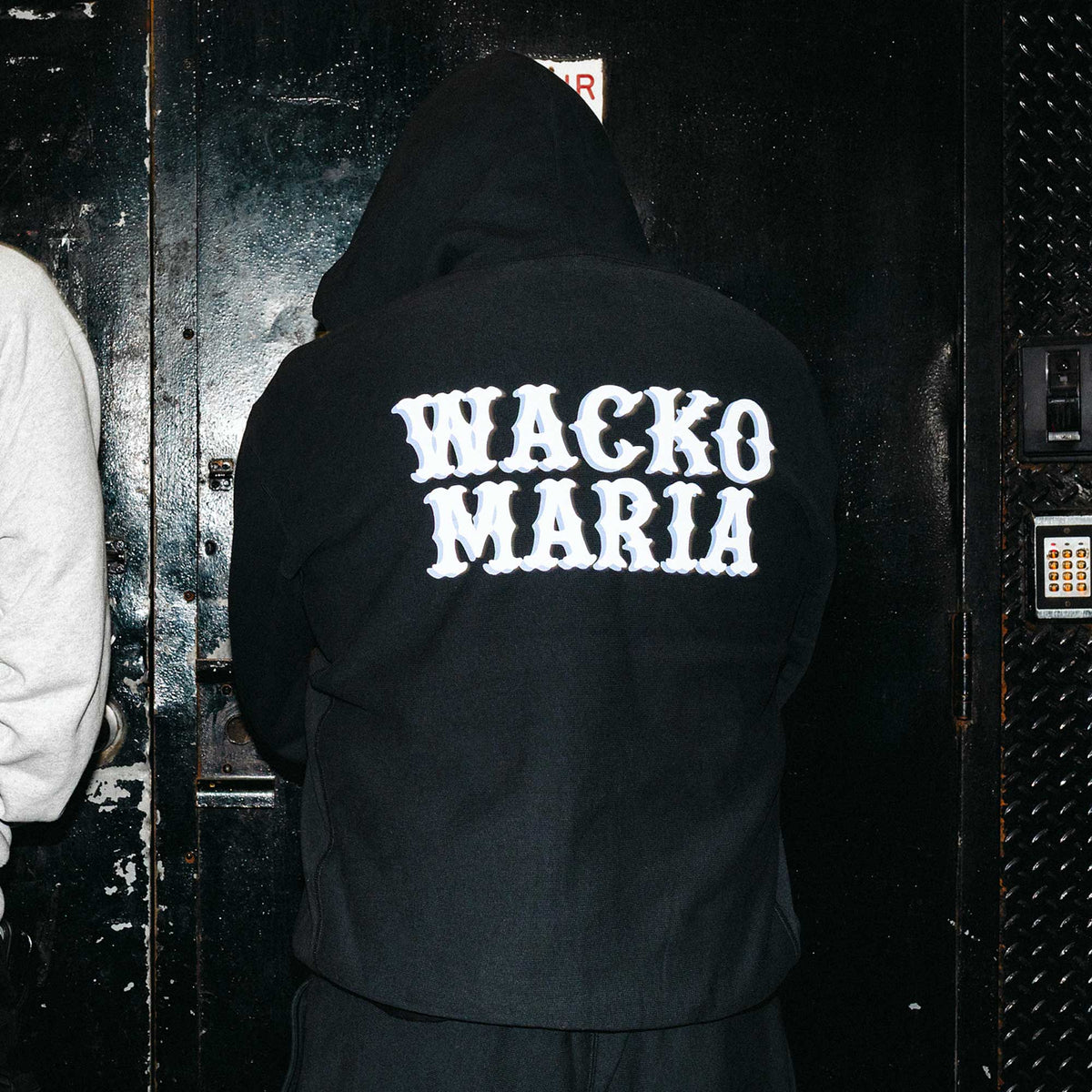 Champion × WACKO MARIA リバースウィーブ(R) ジップフーデッドスウェットシャツ (C8-E128)