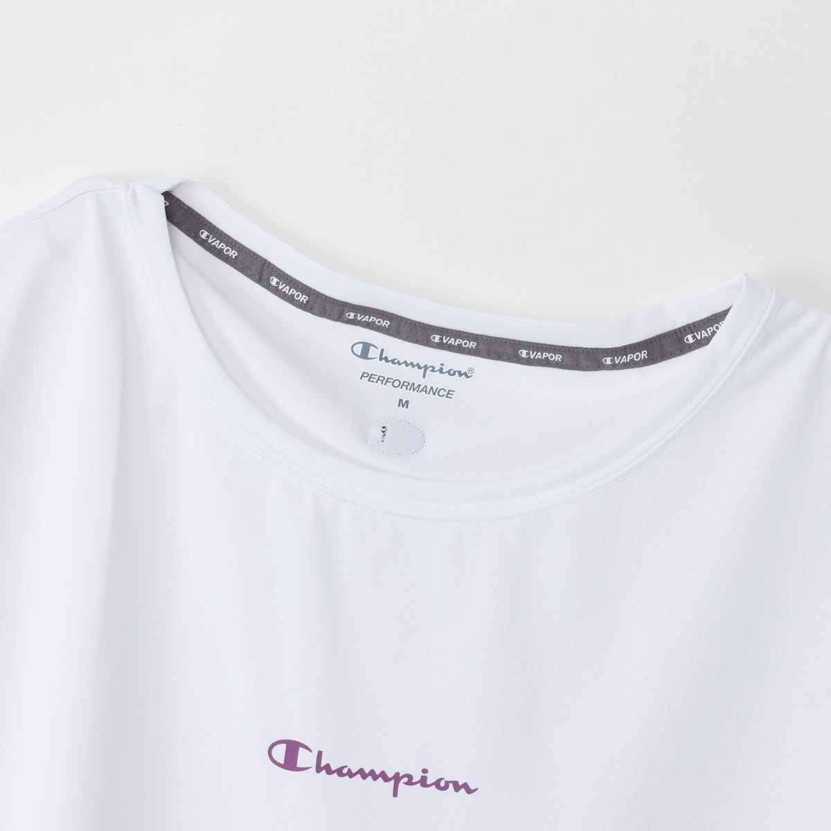 スリーブレスTシャツ