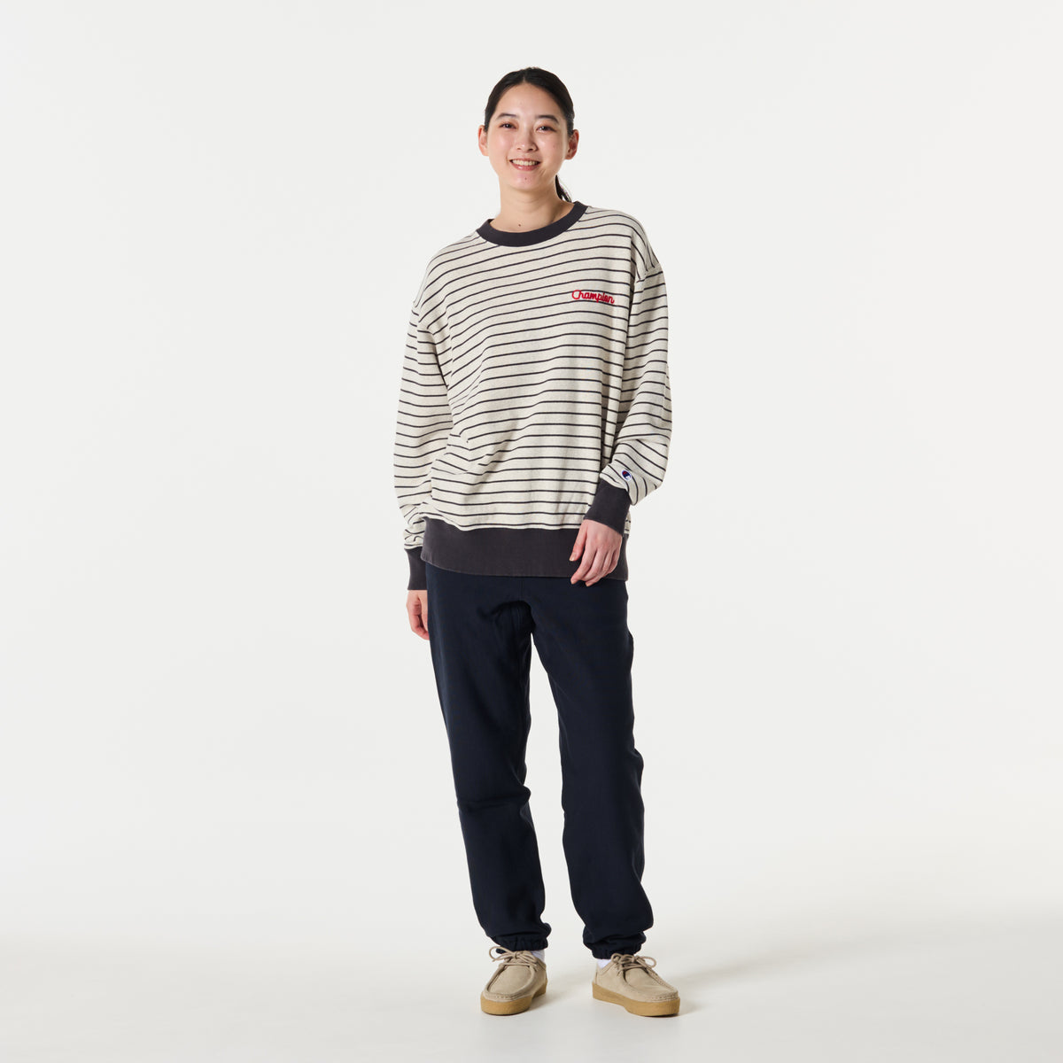 BORDER CREW NECK SWEATSHIRT