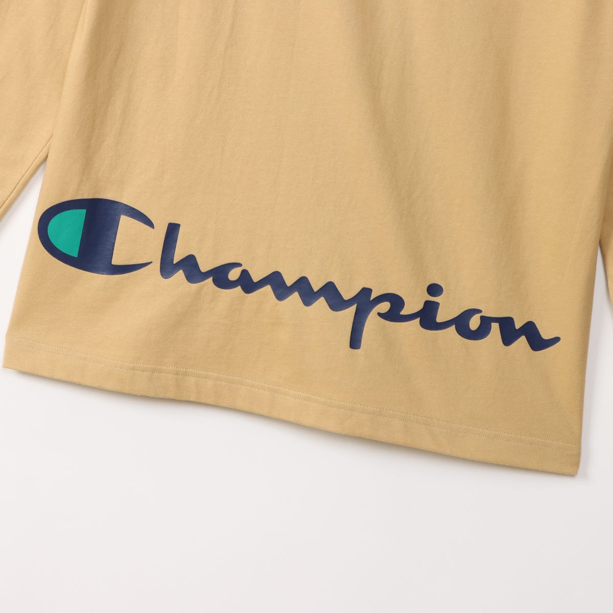 ロングスリーブTシャツ
