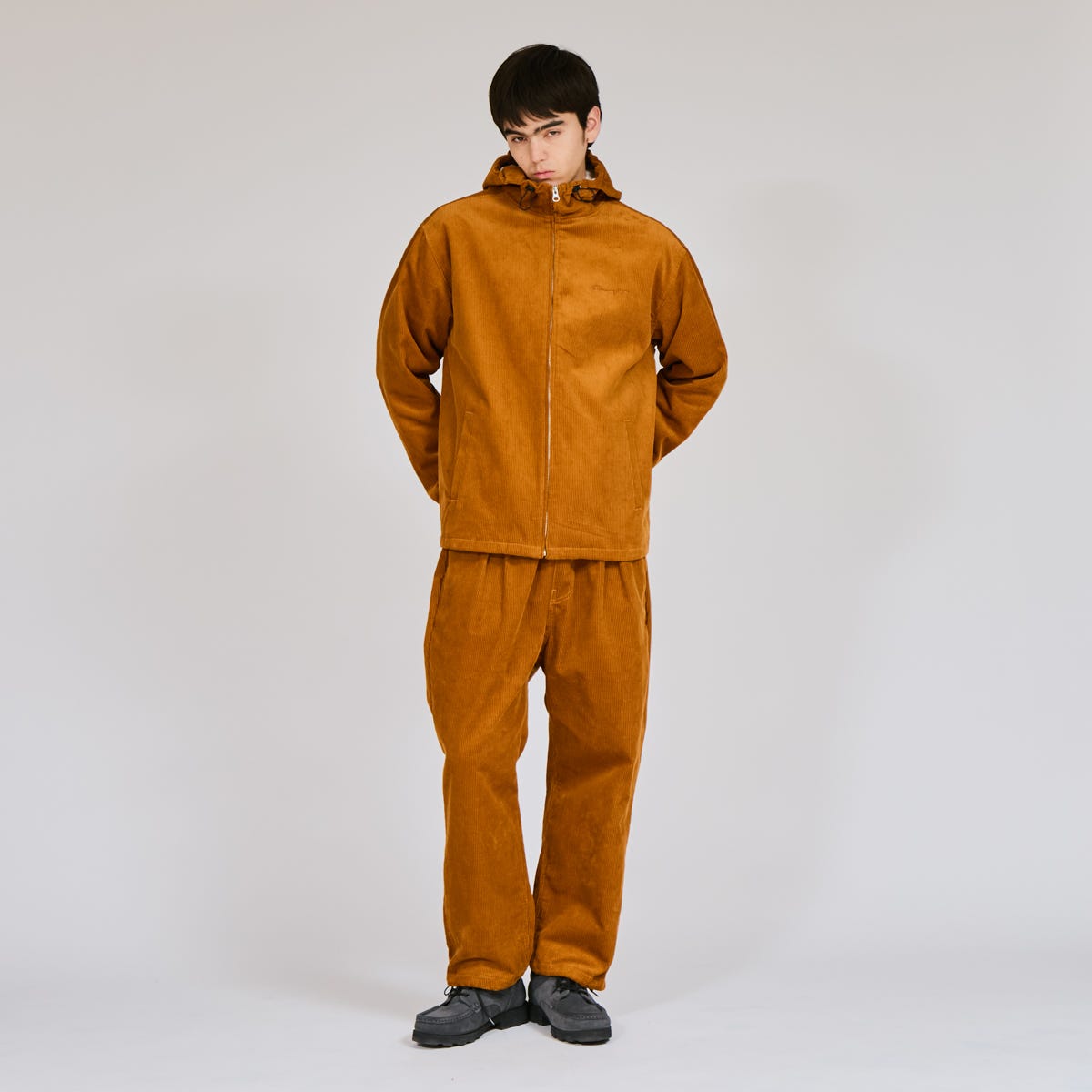 フーデッドジップジャケット