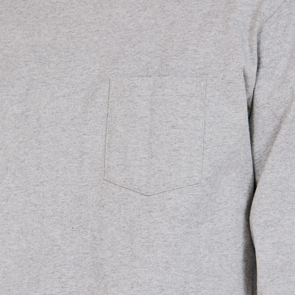 ロングスリーブポケットTシャツ