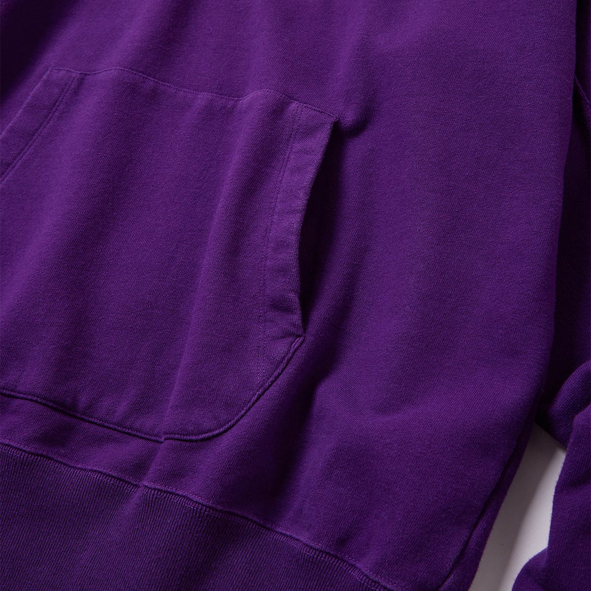 フーデッドスウェットシャツ