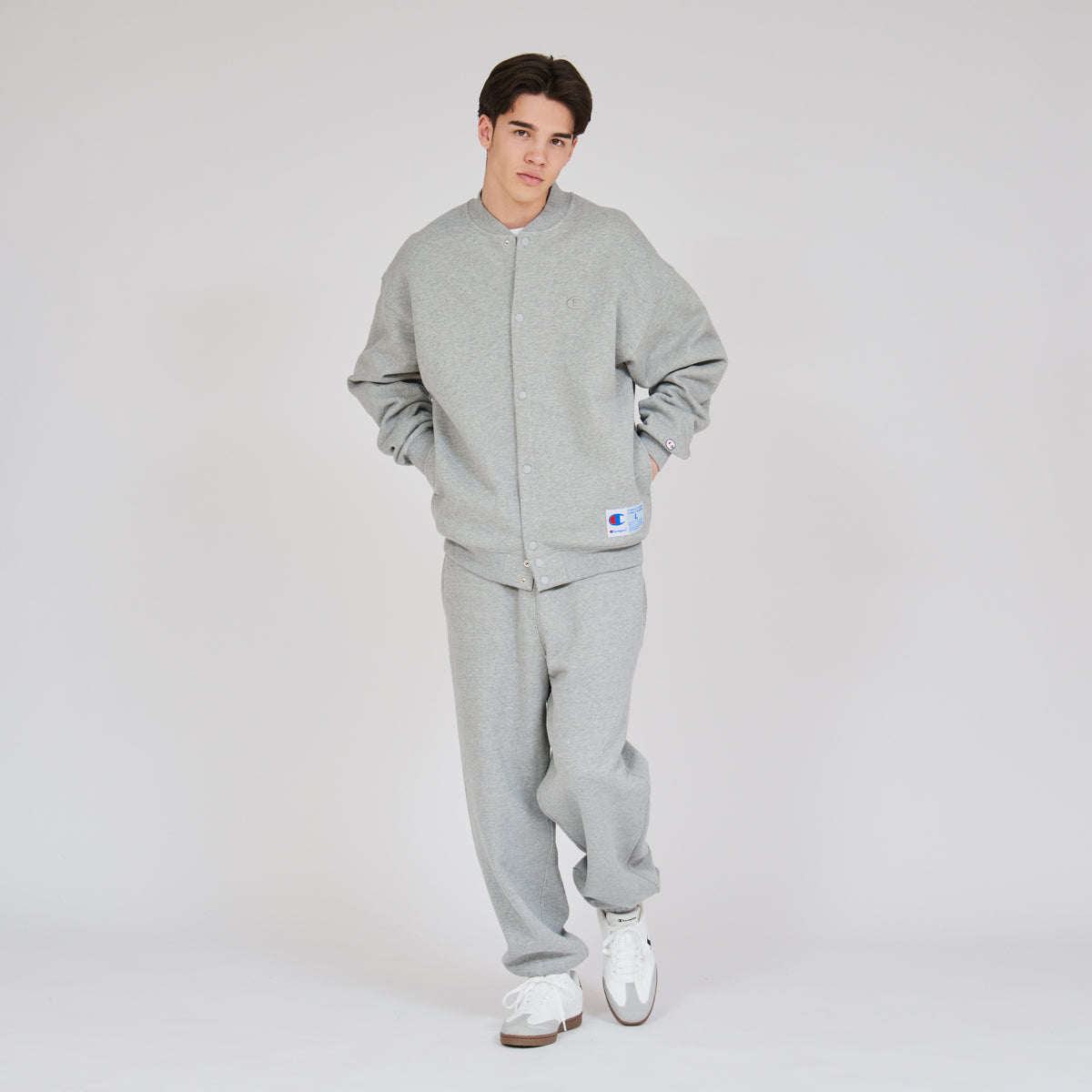 SNAP SWEATSHIRT
